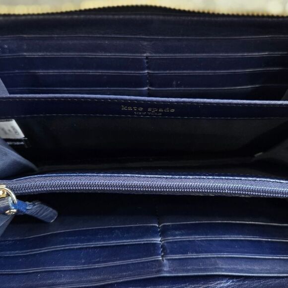 π’βKate Spade New York Zip Around Wallet Like New - Picture 7 of 10